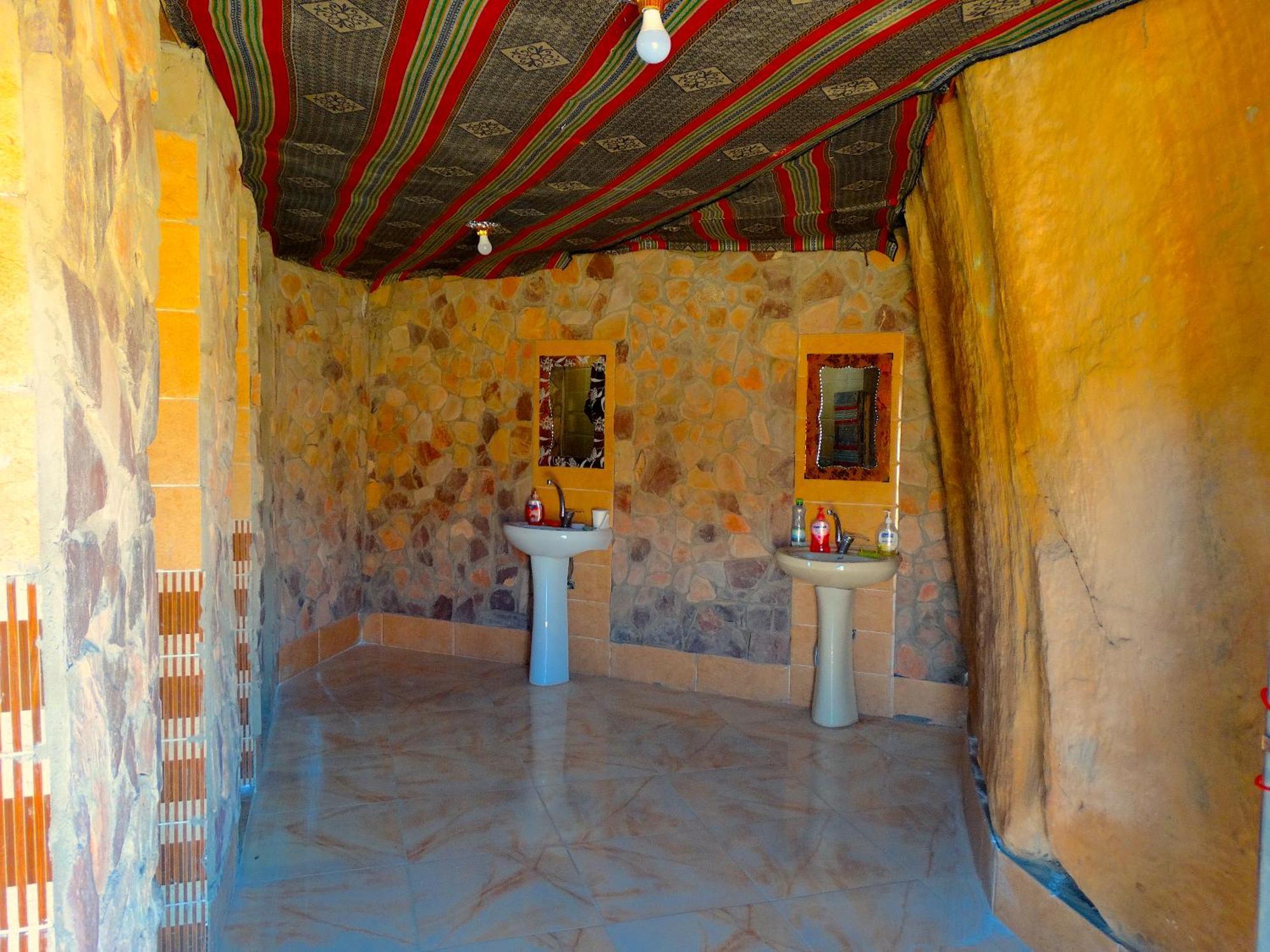 Wadi Rum View Camp ภายนอก รูปภาพ