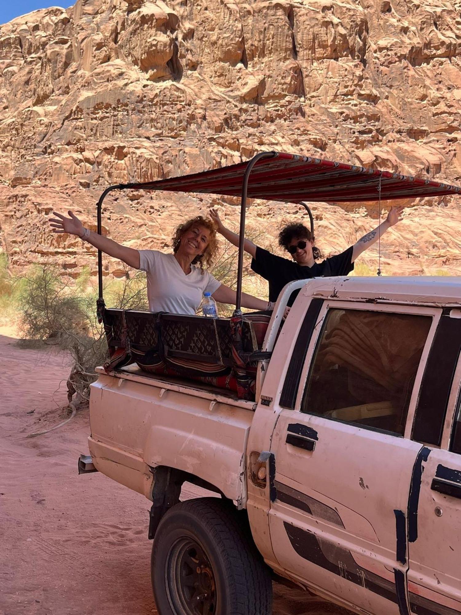 Wadi Rum View Camp ภายนอก รูปภาพ